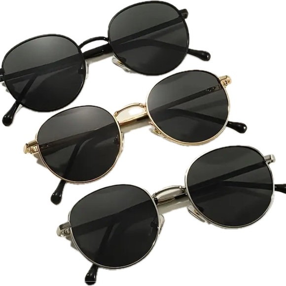 Accessories - Set of 3 Black, Gold and Sliver Classic Round Sunglasses
